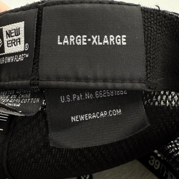 NEW ERA Black Mesh Snapback Cap L/XL – Modern Logo Trucker Hat, Adjustable - Picture 9 of 11